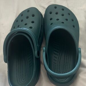 Women’s Hunter Green CROCS